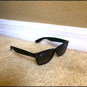 Ray-Ban RB 2132 New Wayfarer Polarized Sunglasses
